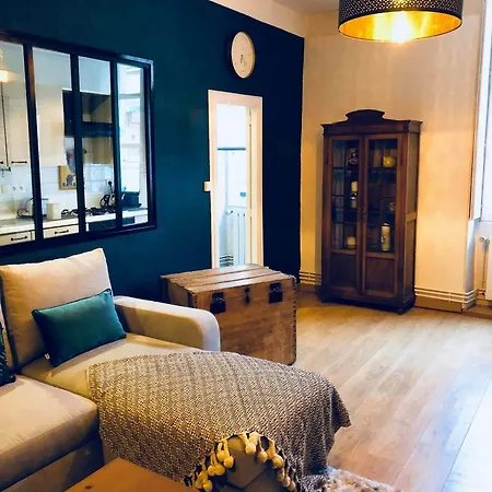 アパート Le D'isa ボーヌ